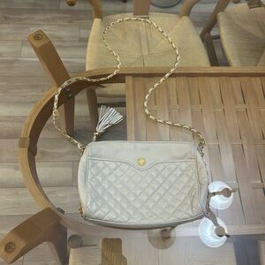 Vintage Leather Cream Quilted Shoulder Bag